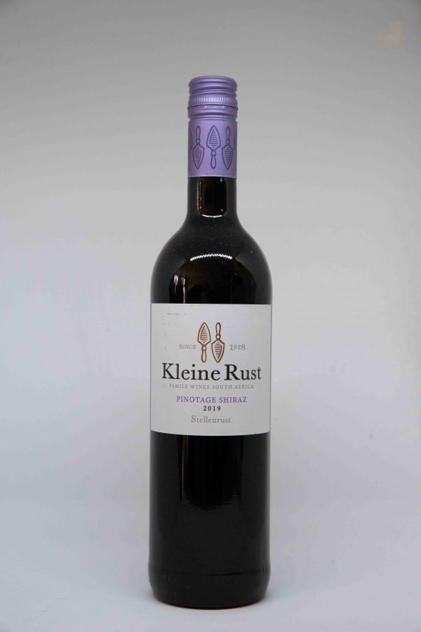 Stell Red'' (Pinotage-Shiraz)